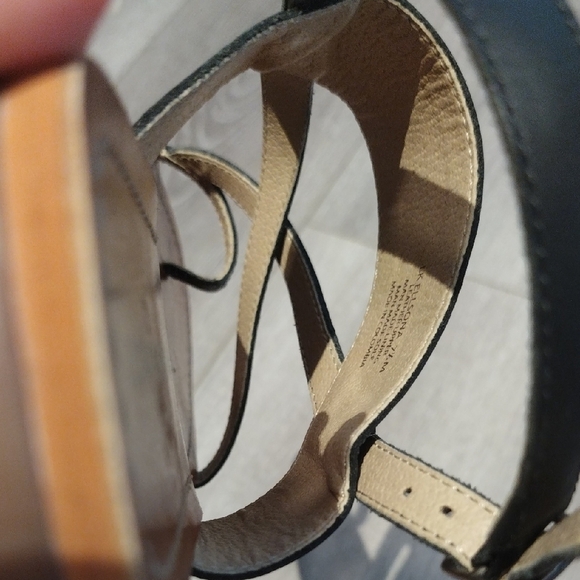 Lucky Brand Black and Tan Strappy Sandals - Picture 8 of 14